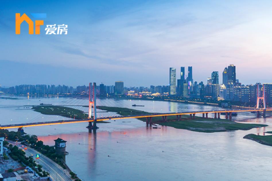 上班族的救赎：一张智能床如何终结你的职业伤痛与失眠？